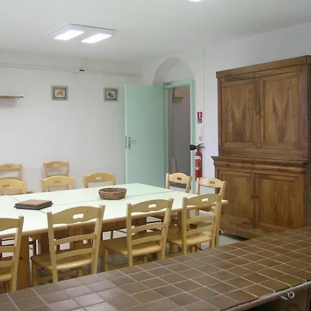 Pour 14 Pers A Avec Wifi Et Animaux Admis - Fr-1-489-340