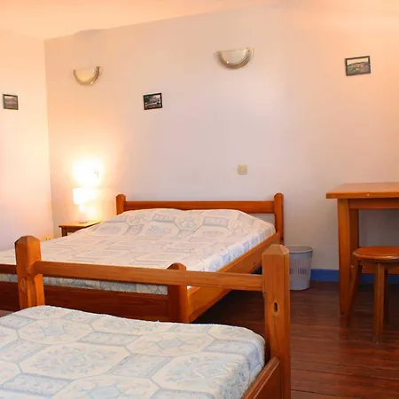 Pour 14 Pers A Avec Wifi Et Animaux Admis - Fr-1-489-340 * La Chabanne